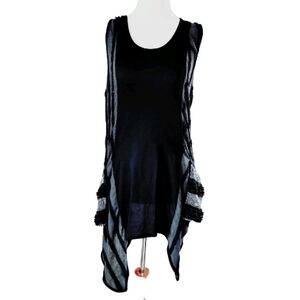 Black Sleeveless Women's Top